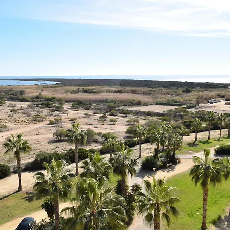 Two Bed Floor Alta Entinas Close To The Beach. *